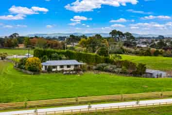 946 Coatesville Riverhead Highway, Riverhead