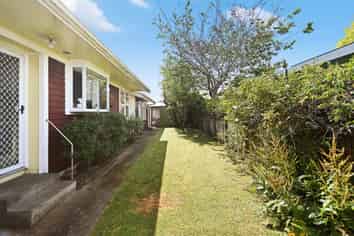 4 Corrielea Crescent, Cambridge