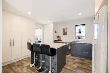 2/19 Tensing Place, Sockburn