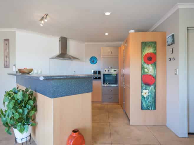 6 Ben Bracken Place, Bishopdale