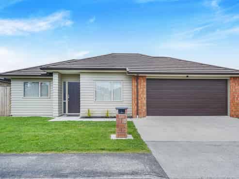 11 Charlotte Crescent, Dinsdale
