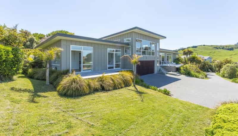 48 Stewart Glen, Acacia Bay