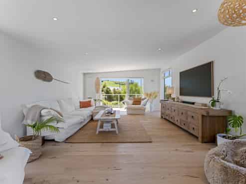 48 Stewart Glen, Acacia Bay