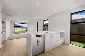 34 Harry Manship Crescent, Halswell