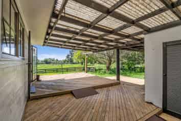 5 Cookson Road, Tikitere