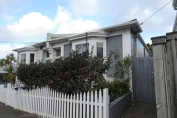 349 Adelaide Road, Newtown