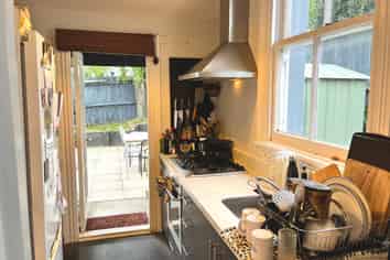 349 Adelaide Road, Newtown