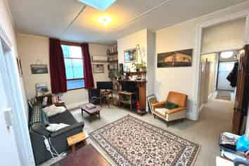 349 Adelaide Road, Newtown