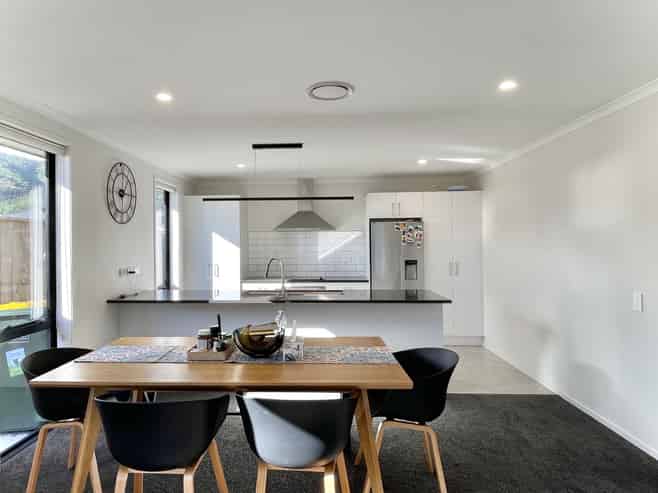 19 Te Ara O Toroa, Wainuiomata