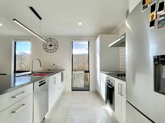 19 Te Ara O Toroa, Wainuiomata