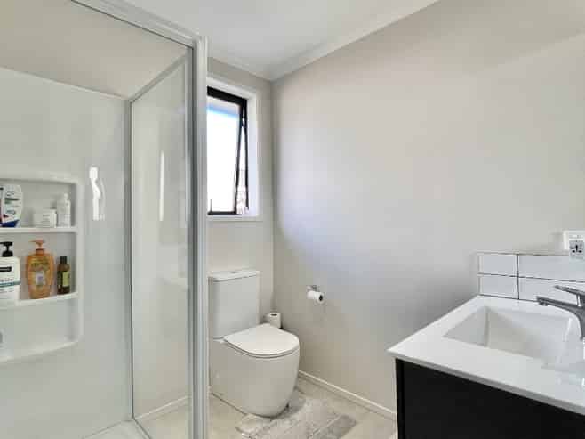 19 Te Ara O Toroa, Wainuiomata