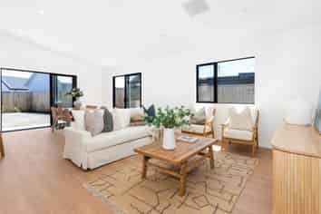 11 Meadow Stream Dr, Casebrook