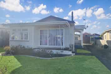 69  Gordon Street, Dannevirke