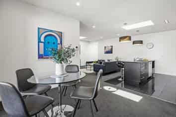 6D/8 Lipman Street, Mount Victoria