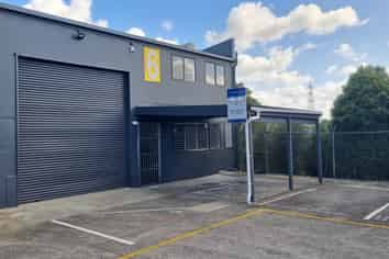 Industrial Unit Located In Tightly Held Area