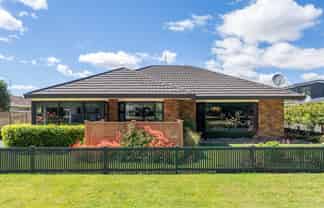 1/611 Roberts Street, Hastings