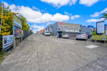 6.5% Yield, Freehold, Two Titles 