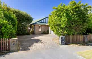 7 Clivedon Place, Redwood