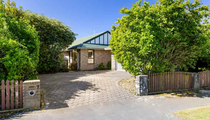 7 Clivedon Place, Redwood