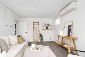 86 Dover Street, Saint Albans