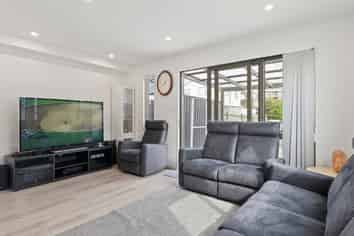 83 Thomas Road, Flat Bush