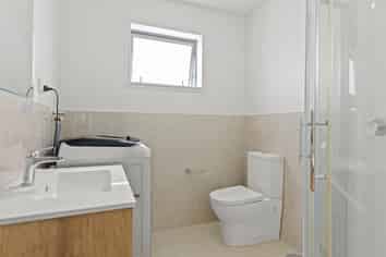 83 Thomas Road, Flat Bush