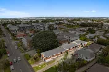 1-4/15 Panama Road, Mount Wellington