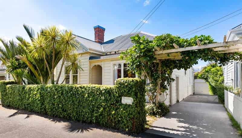 83 Burnley Terrace, Sandringham