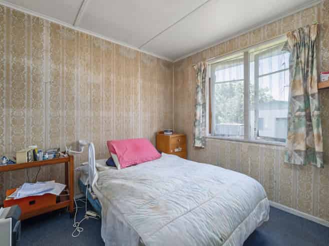 11 Park Road, Western Heights