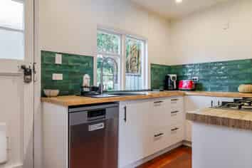 36 High Street, Eketahuna