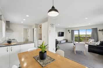 1/55 Lewisham Street, Highland Park