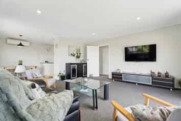 1/55 Lewisham Street, Highland Park