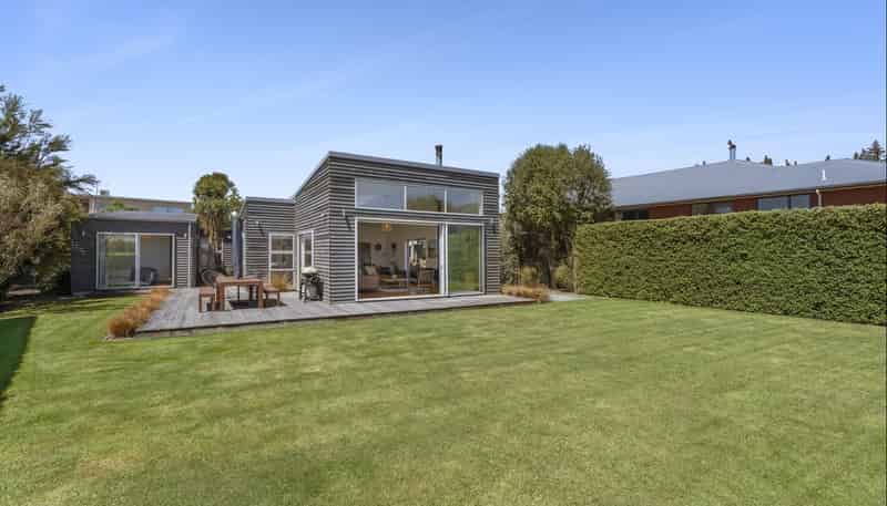 12 Aspinall Street, Wanaka