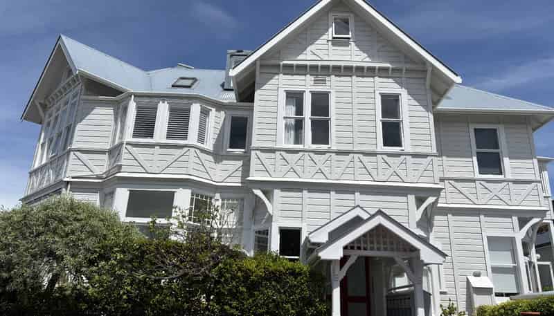 6/33 Hobson Street, Thorndon