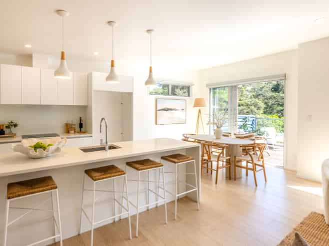 231 Ocean View Road, Oneroa