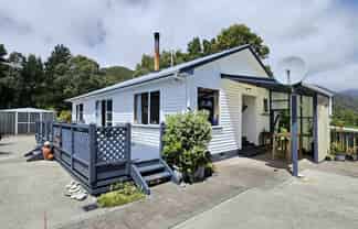 3103 Coast Road, Barrytown