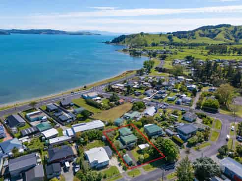 7 Banks Road, Kawakawa Bay