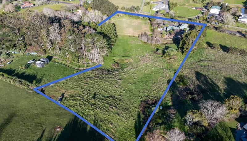 42 Taha Road, Waimauku
