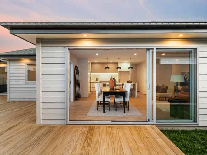 6 Tipu Crescent, Milldale