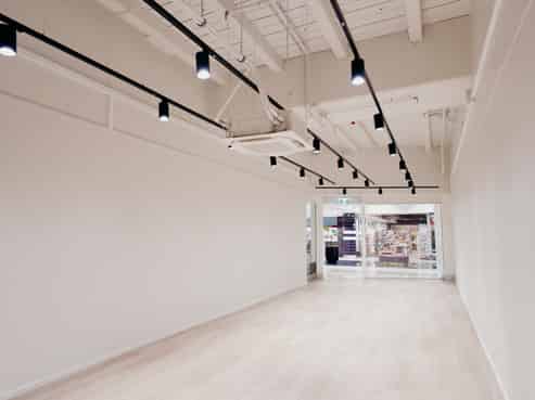 Retail - Golden Centre