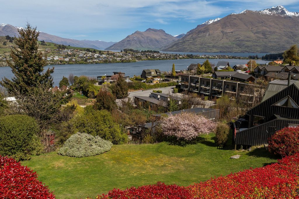 Dual Titles, Lake Views - Must Be Sold 1