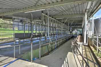 1317 Waimea Valley Road, Nine Mile