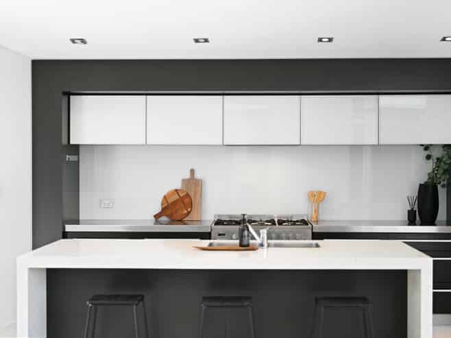 6 Aspen Court, Huntington