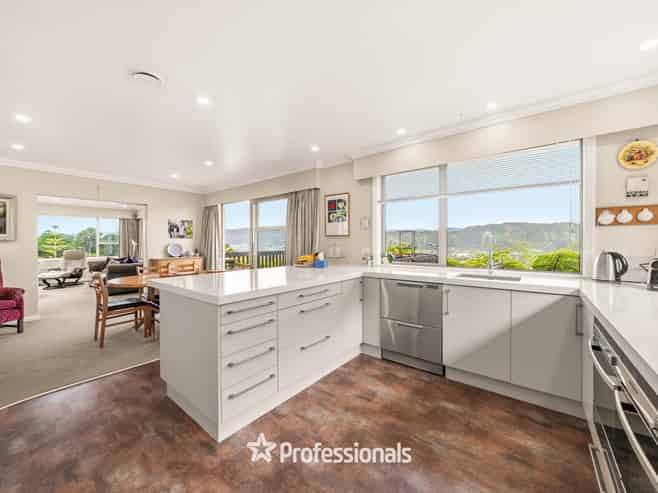 73 Tirohanga Road, Tirohanga