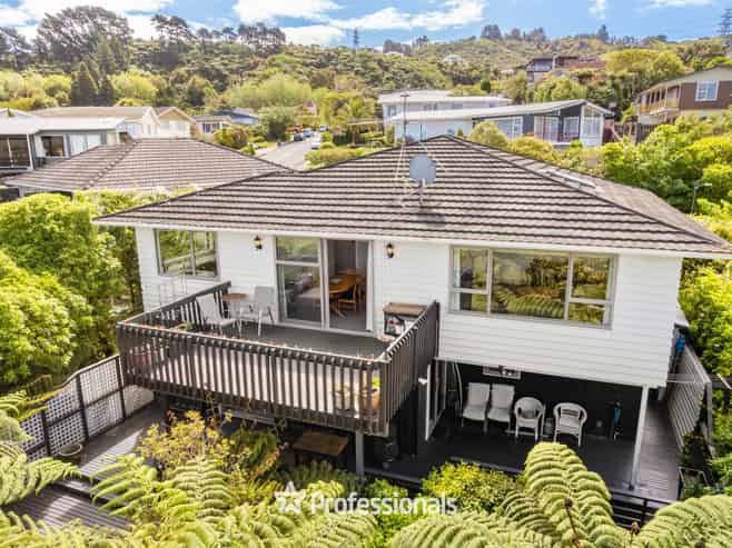 73 Tirohanga Road, Tirohanga