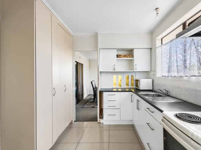 5 Hutt Road, Manurewa