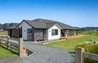 22 Awatiro Drive, Kaukapakapa