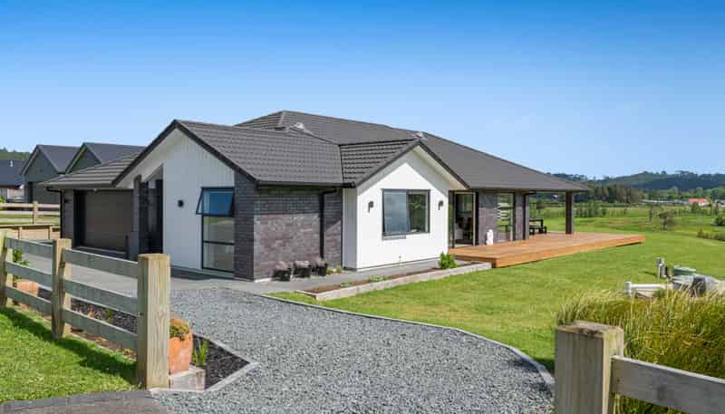 22 Awatiro Drive, Kaukapakapa