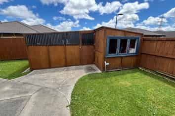 5 Nobleman Place, Hamilton East