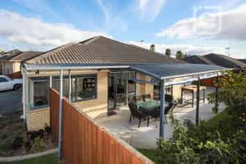 5 Nobleman Place, Hamilton East